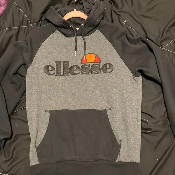 Ellesse Other - BRAND NEW ELLESSE HOODIE mens size large OPEN TO OFFERS